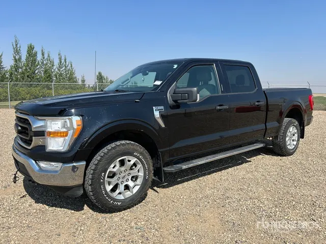 2021 Ford F-150 XLT 4x4 Crew Cab Pickup