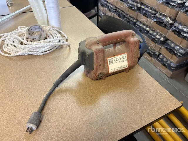 Wacker M3000 Concrete Vibrator