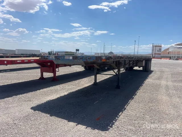 1990 Comet 45 ft T/A Flatbed Trailer