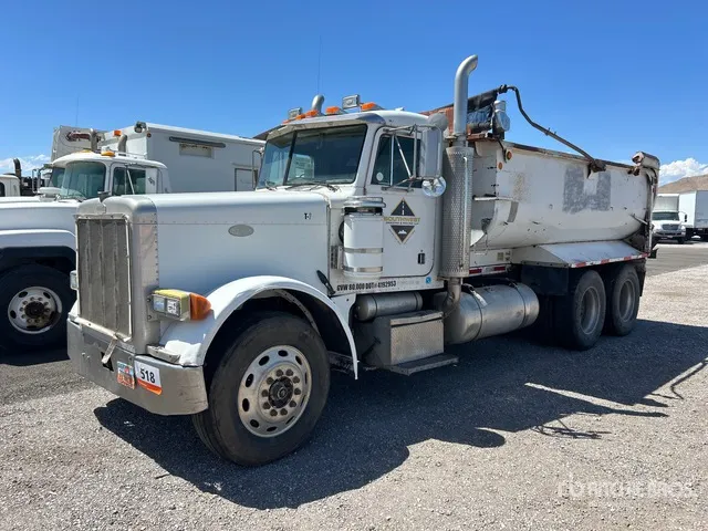 1998 Peterbilt 379 6x4 T/A Dump Truck