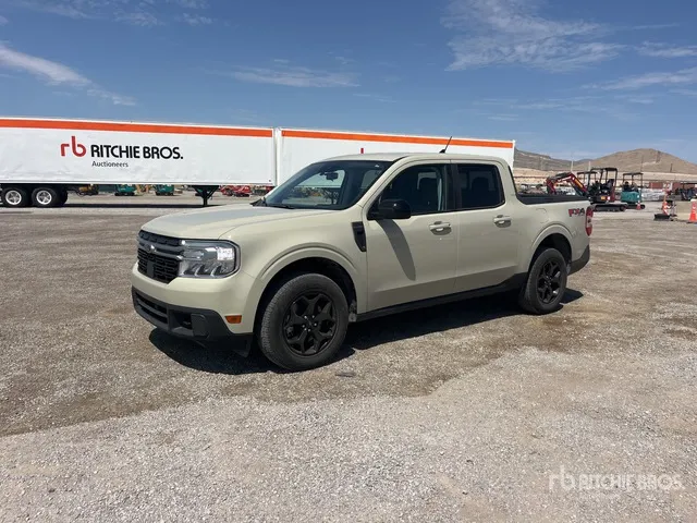 2024 Ford Maverick FX4 4x2 Crew Cab Pickup