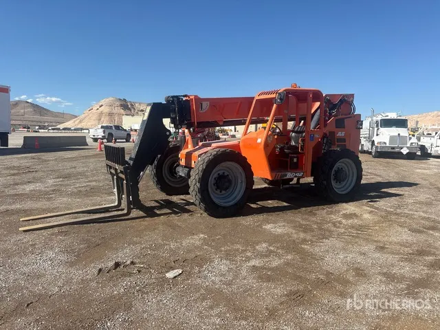 2018 Skyjack 8042 Telehandler