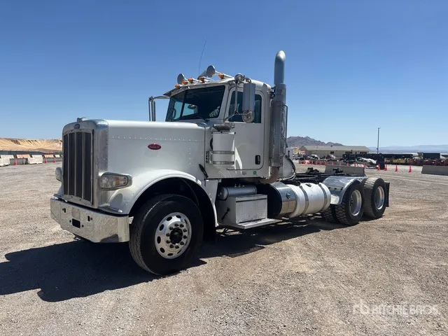 2016 Peterbilt 389 6x4 T/A Day Cab Truck Tractor