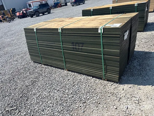 Quantity of (100) 3/4" 2x8 MDO G1S With Smooth Overlay 1 Side Douglas Fir 7 Ply No Stamp Formply Plywood (Unused)