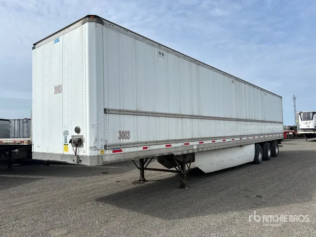 2012 Stoughton AVW-535T-S-C-AR 53 ft x 102 in Tri/A Van Trailer