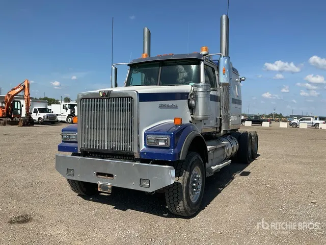 2013 Western Star 4900 6x4 T/A Sleeper Truck Tractor