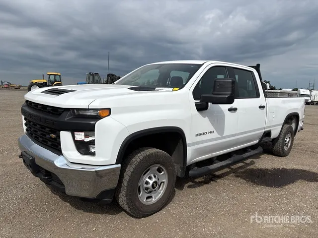 2021 Chevrolet Silverado 2500 4x2 Crew Cab Pickup