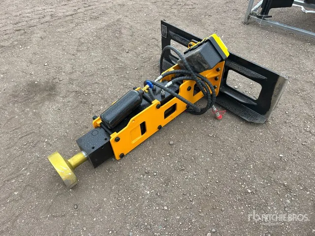 2026 GIYI GY-D680 Skid Steer Post Driver (Unused)