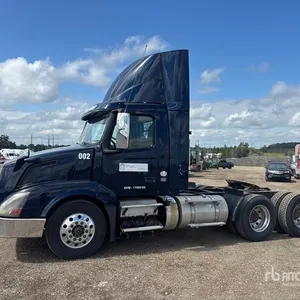 2017 Volvo VNL 6x4 T/A Day Cab Truck Tractor