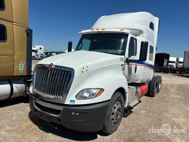 2020 International LT625 6x4 T/A Sleeper Truck Tractor (Inoperable)