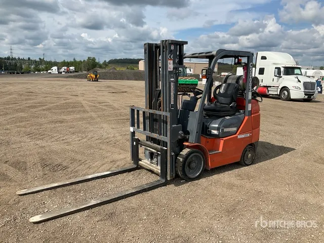 2018 Starke FG25C 4300 lb Cushion Tire Forklift