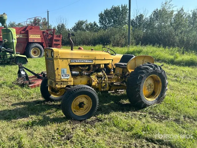 1967 International 2504 2WD Tractor