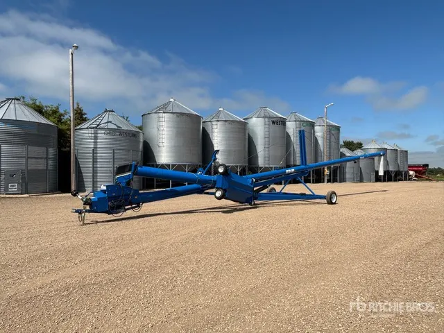 2016 Brandt 1370HP 13 in x 70 ft Swing Grain Auger