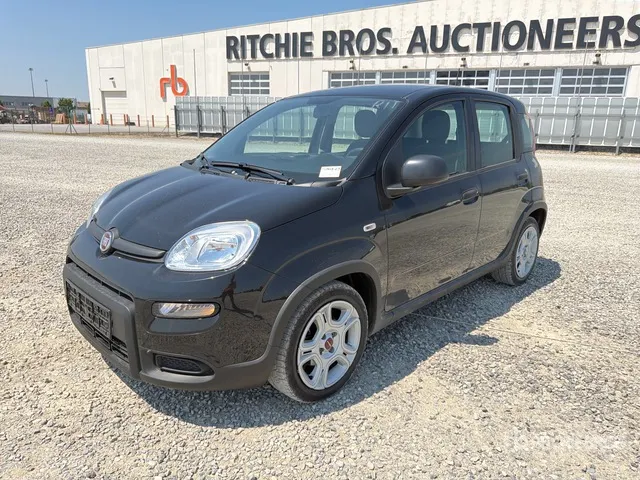 2024 Fiat Panda 1.0 Hybrid Automobile