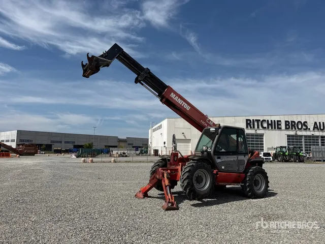 2011 Manitou MT1435H Telehandler