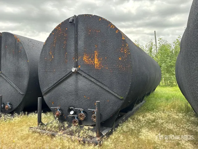 11100 L 12 ft x 35 ft Insulated Water Tank