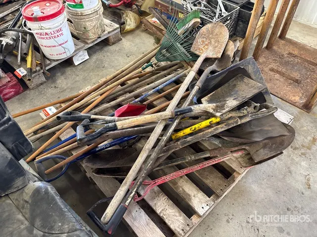 Quantity of Shovels