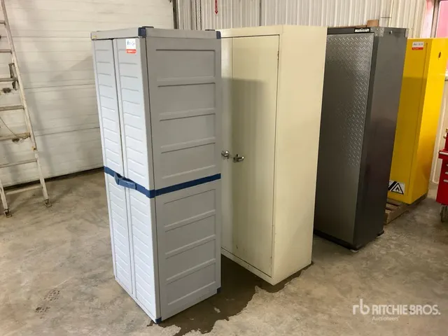 Quantity of (3) Cabinets