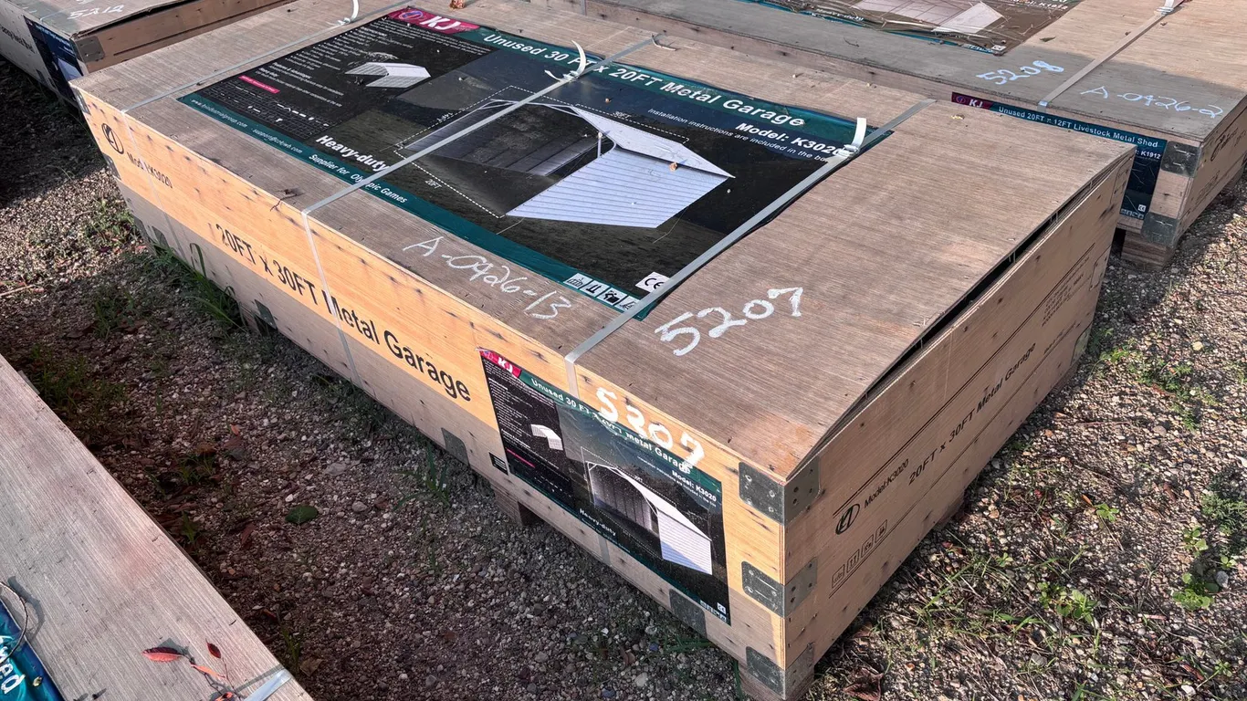 30 FT x 20FT Metal Garage