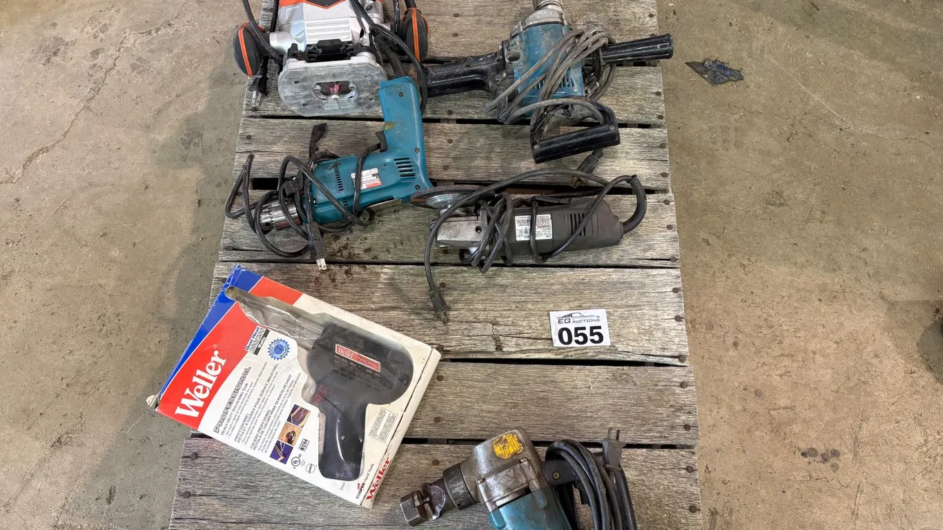 ASSORTED HAND TOOLS