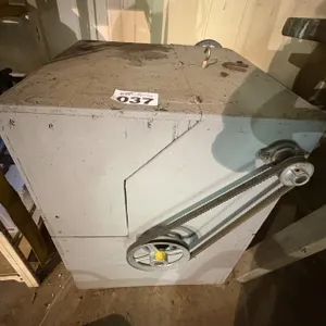 BELT-DRIVEN INDUSTRIAL BLOWER / EXHAUST FAN
