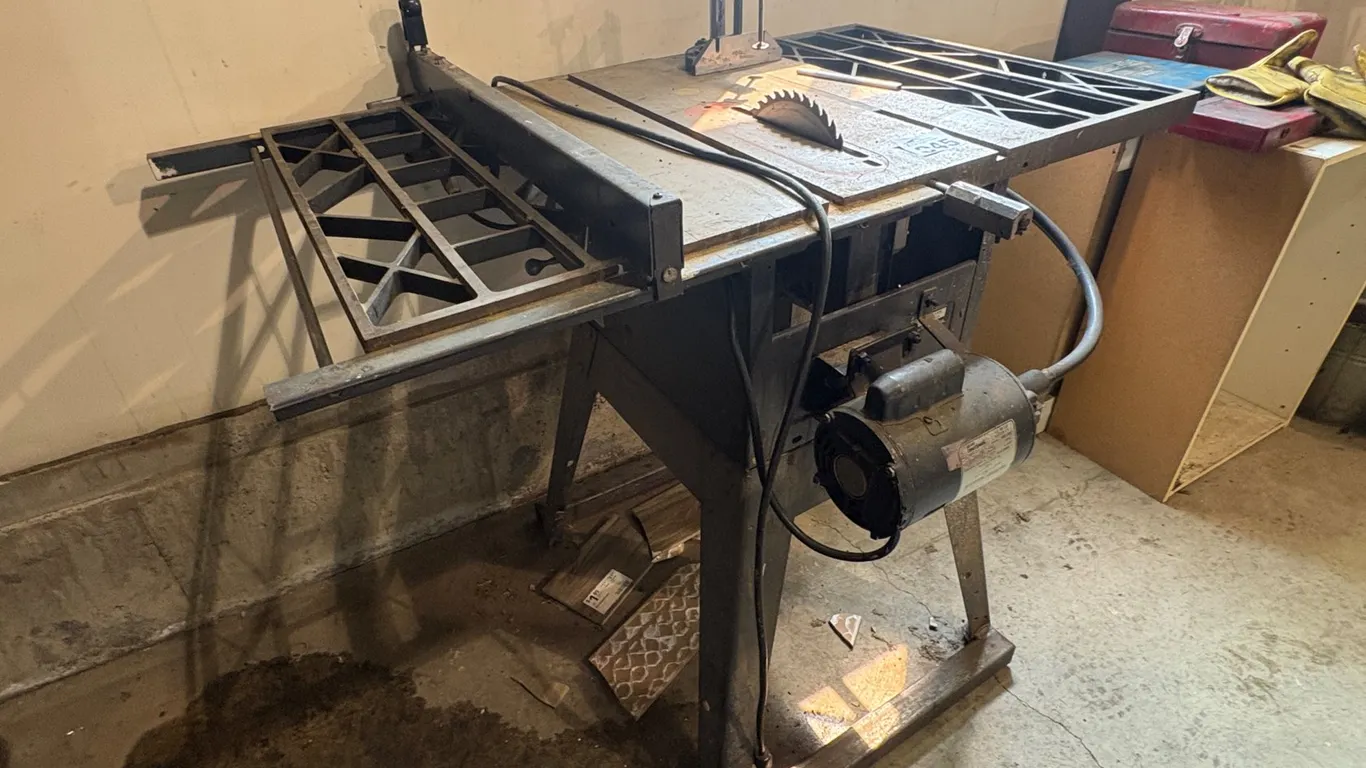 CRAFTSMAN TABLE SAW