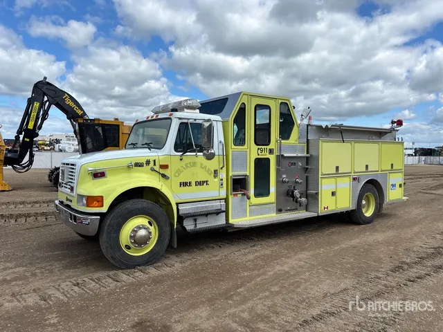 2000 International 4900 4x2 Fire Truck