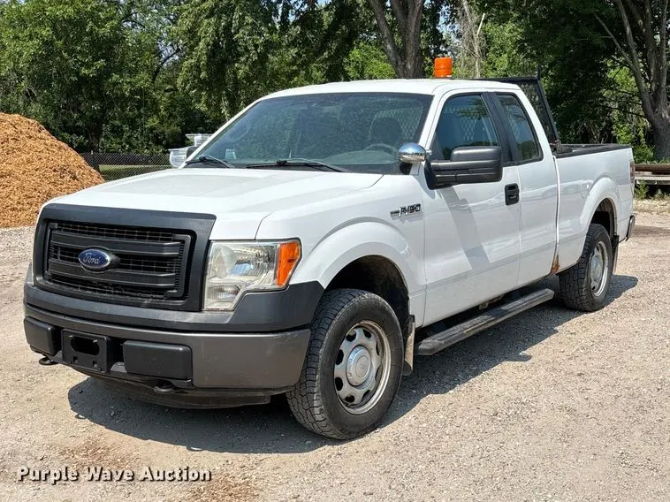 2013 Ford F-150 Ext. Cab pickup truck