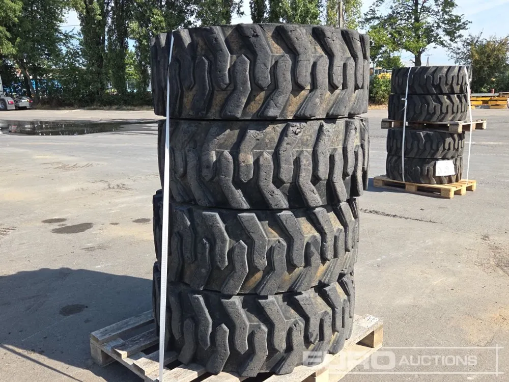 Camso 385/45-28 Manlift Tyres, Rims (4 of)