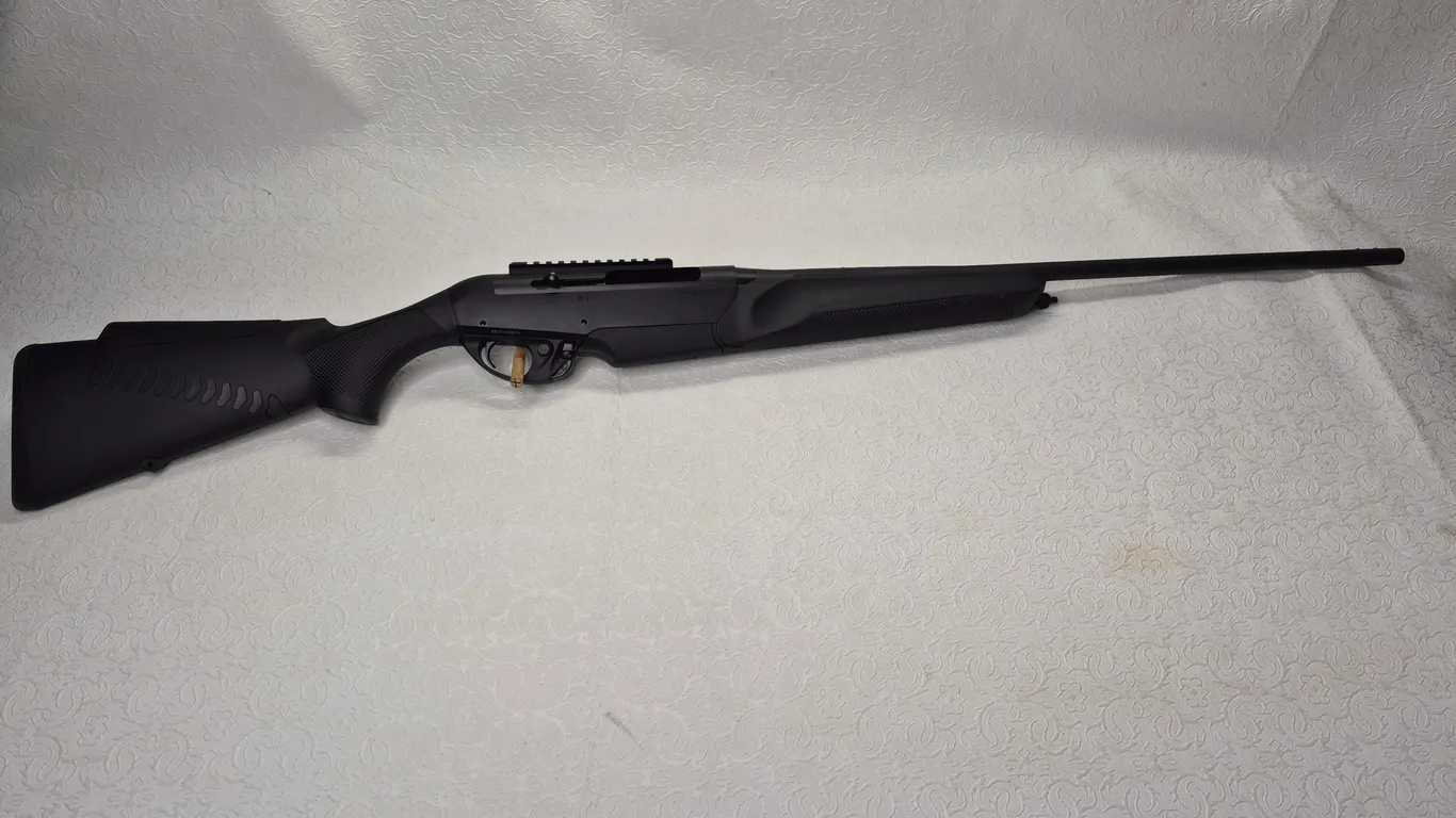BENELLIE R1 .300WIN SEMI-AUTOMATIC RIFLE