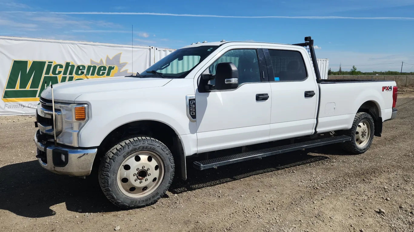 2020 Ford F-350 Super Duty 4x4 XLT 4dr Crew Cab 8 ft. LB SRW