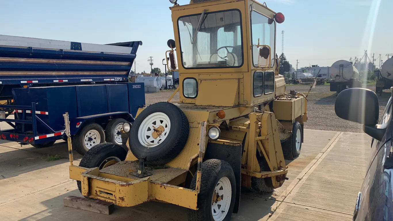 Non-Operable Shop Built Pro-Tube Boom Sweeper Chip Spreader