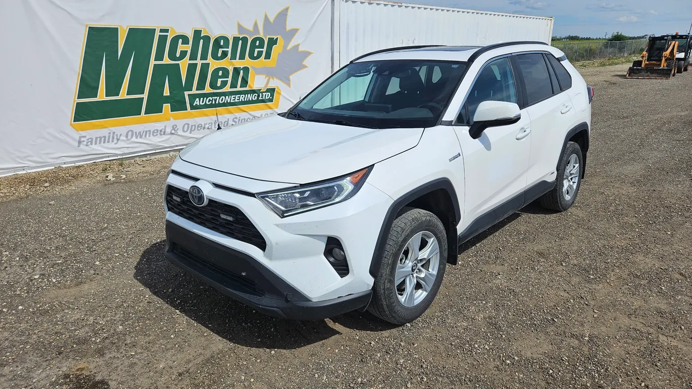 2020 Toyota RAV4 Hybrid XLE