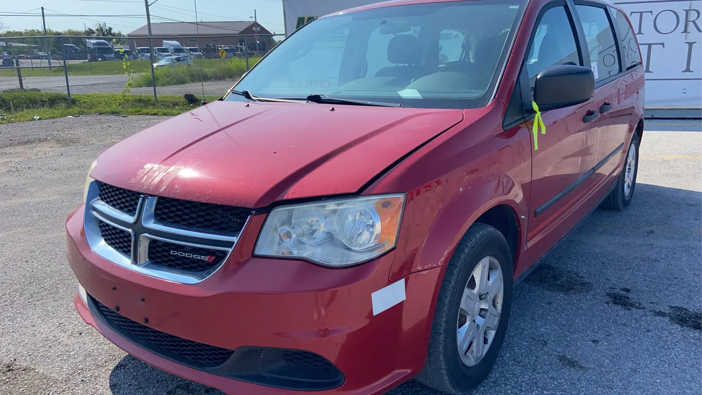 2013 Dodge Grand Caravan SXT 4dr Mini-Van