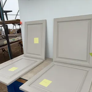 Pair of cupboard doors 21" x 15”, pair of cupboard doors 21" x 18”