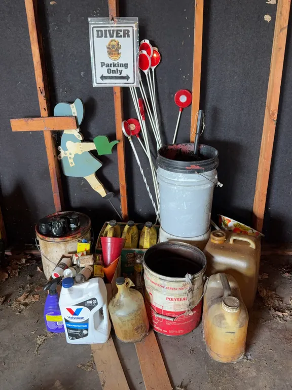 Assorted Garage Storage Lot Valvoline Motor Oil Reflectors Diver Sign