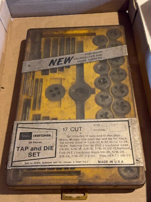 Sears Craftsman 39 Piece Tap and Die Set MY52086