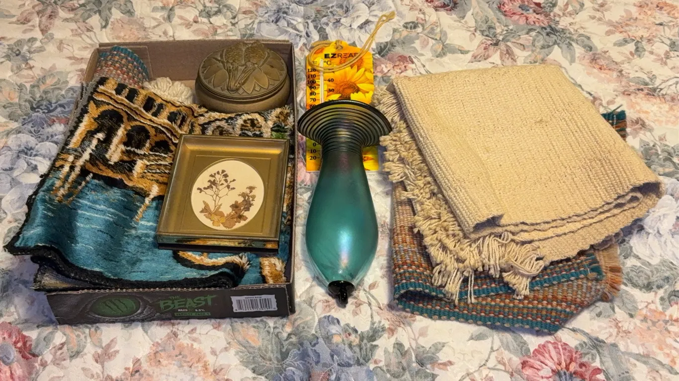 Signed Art Glass Vase Venetian Tapestry Metal Bird Box Estate Lot