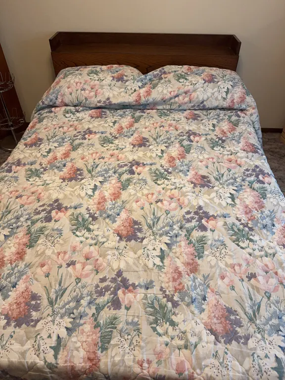Wooden Double Dresser Headboard Bed Frame and Floral Comforter Set