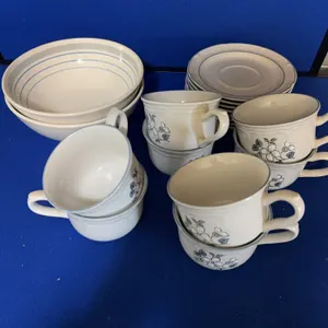 The Covington Edition Japanese Stoneware Tableware Service Set