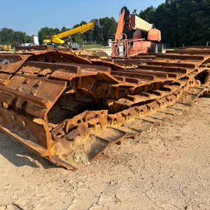 CAT 30 3/4 INCH TRACKS TO FIT D10T