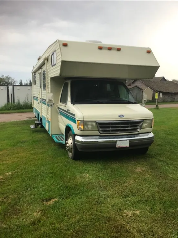1995 Ford E350 Slumber Queen Motorhome 28 Foot
