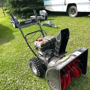 YARD MACHINES 24" SNOWBLWOER - s/n 1G258B30036