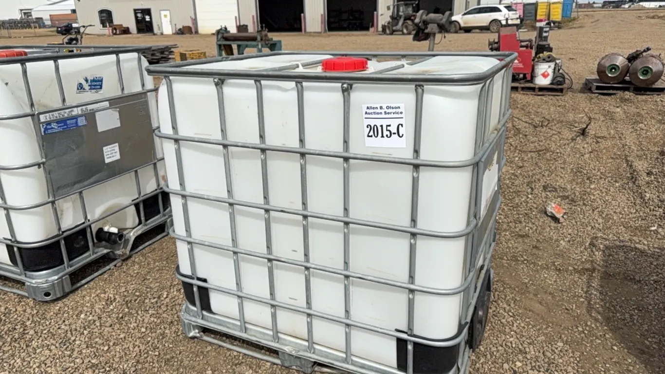 1000 LTR TOTE IN METAL CAGE