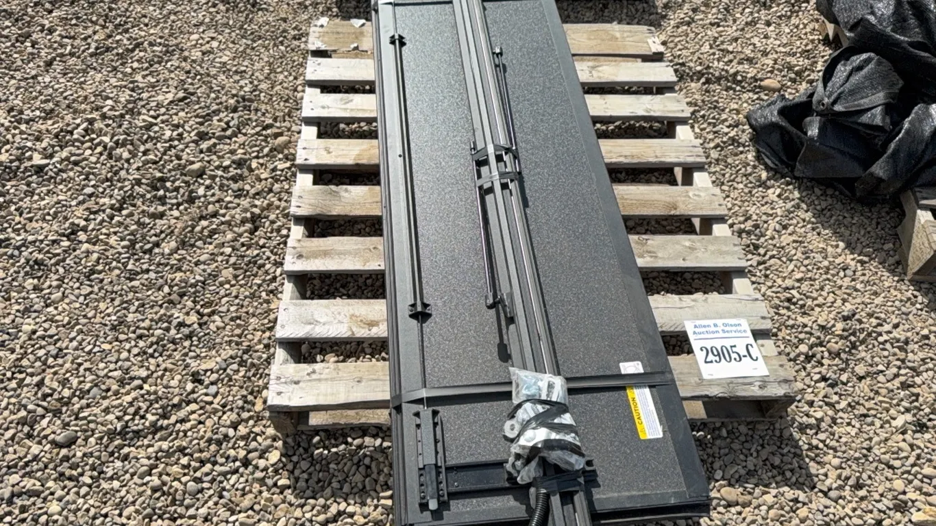 TONNEAU TRUCK BOX COVER