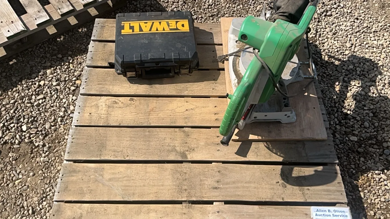 HITACHI 120V SLIDE COMPOUND SAW, DEWALT 18V DRILL w/ CHARGER