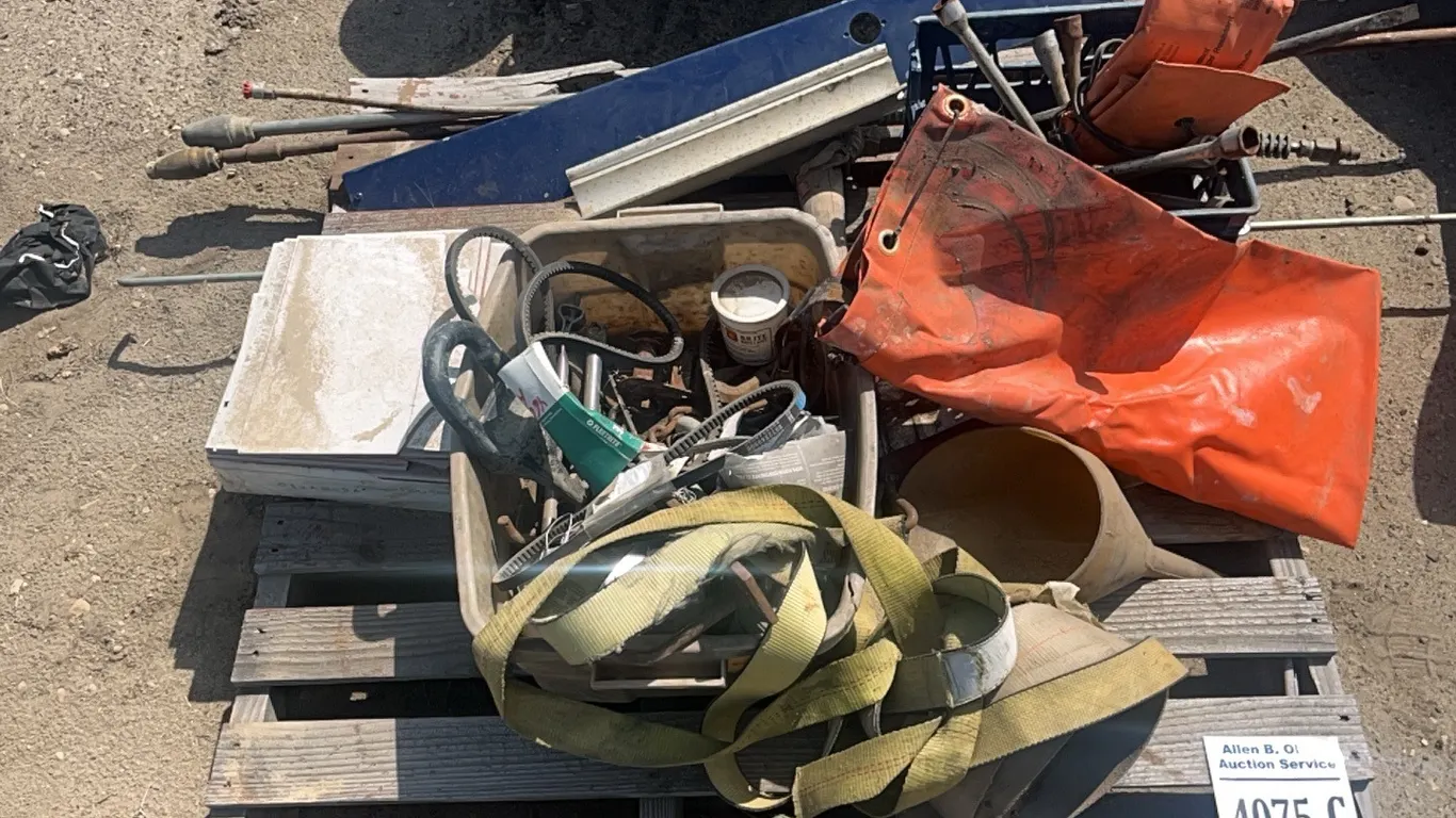 FUNNEL, TOW STRAP, TILES, TIRE WRENCHES, BATTERY WARMER