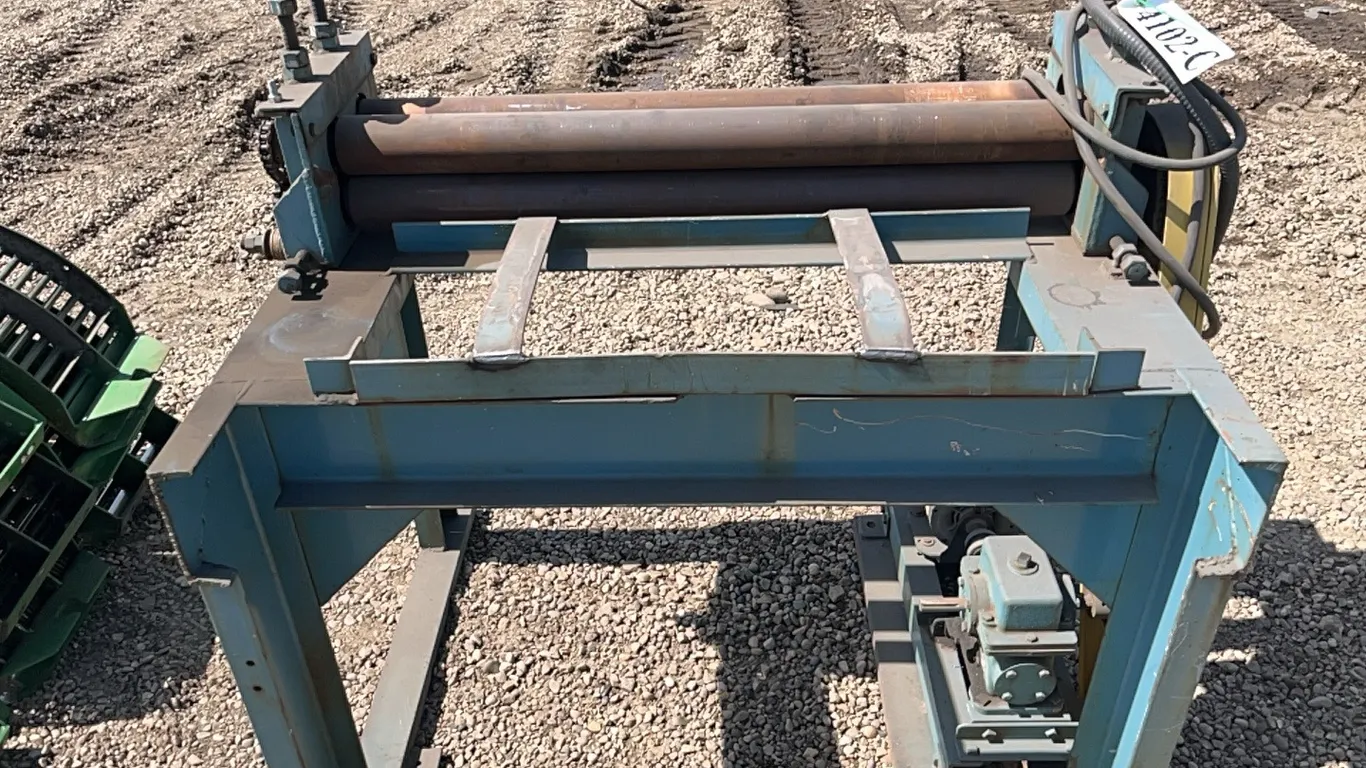 SHEET METAL BENDER w/ BALDOR ELECTRIC MOTOR