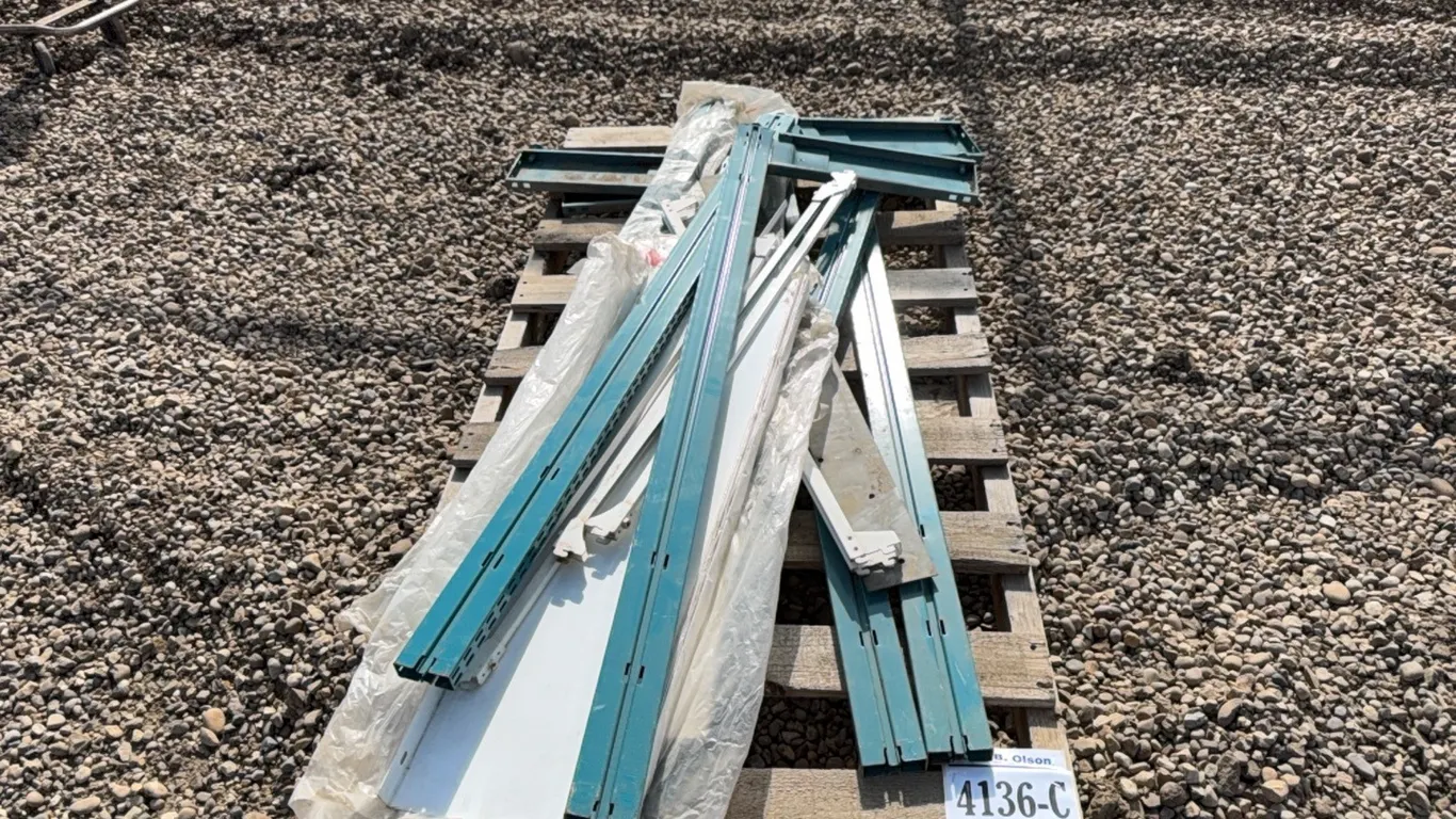 SHELF UNIT