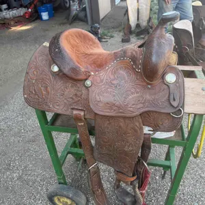 Longhorn Saddle